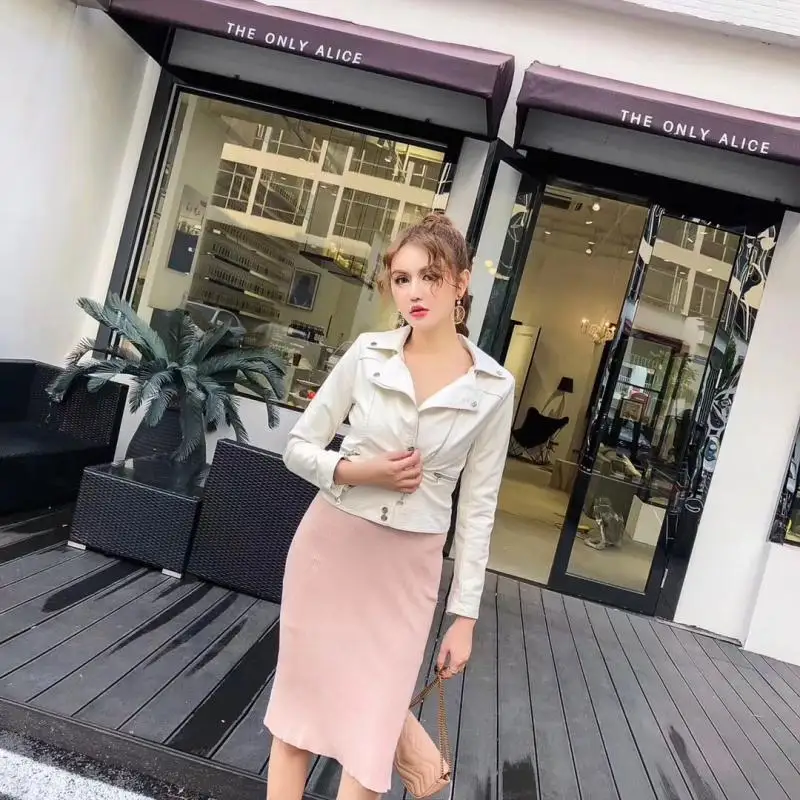 Женская осенне зимняя байкерская куртка из искусственной кожи на молнии с