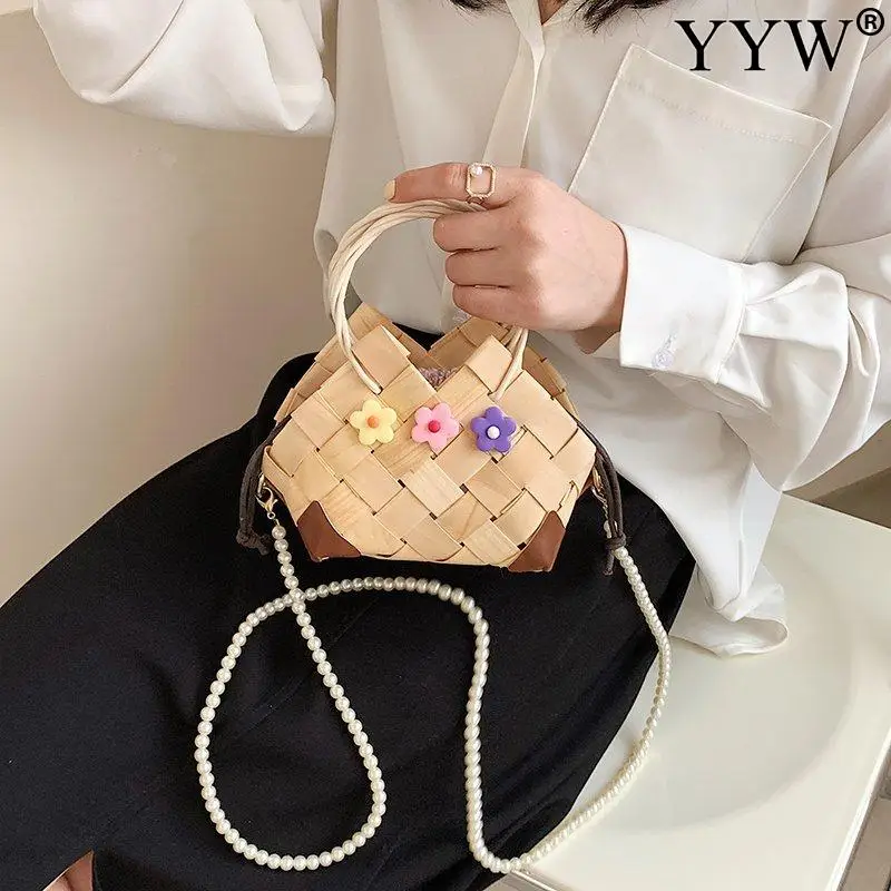 

Сумочки через плечо для женщин, плетеный соломенный миниатюрный тоут для покупок, модная дамская сумочка на плечо, клатч с цветочным декоро...