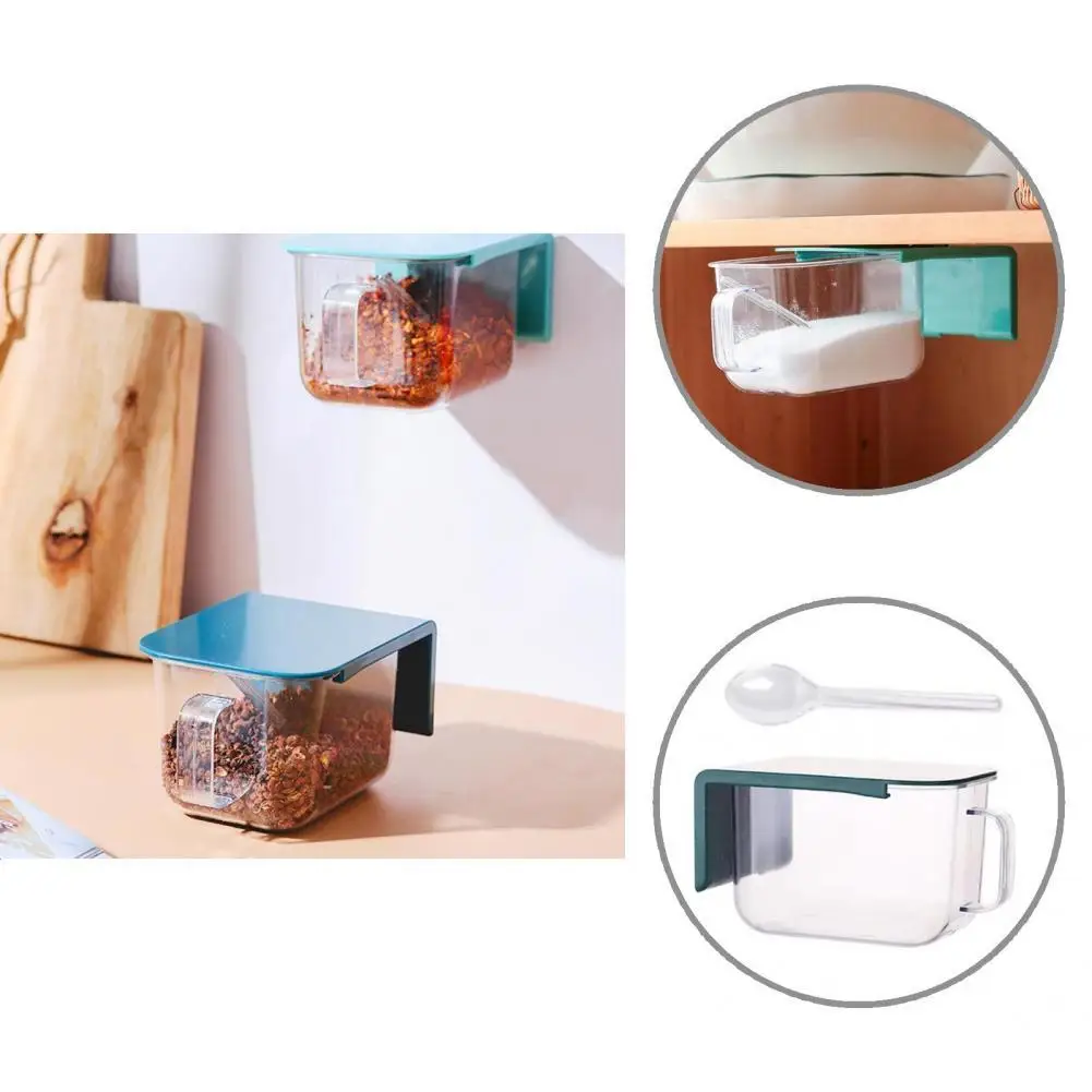 

Punch Free with Spoons Good Sealing Seasoning Container for Dining Room