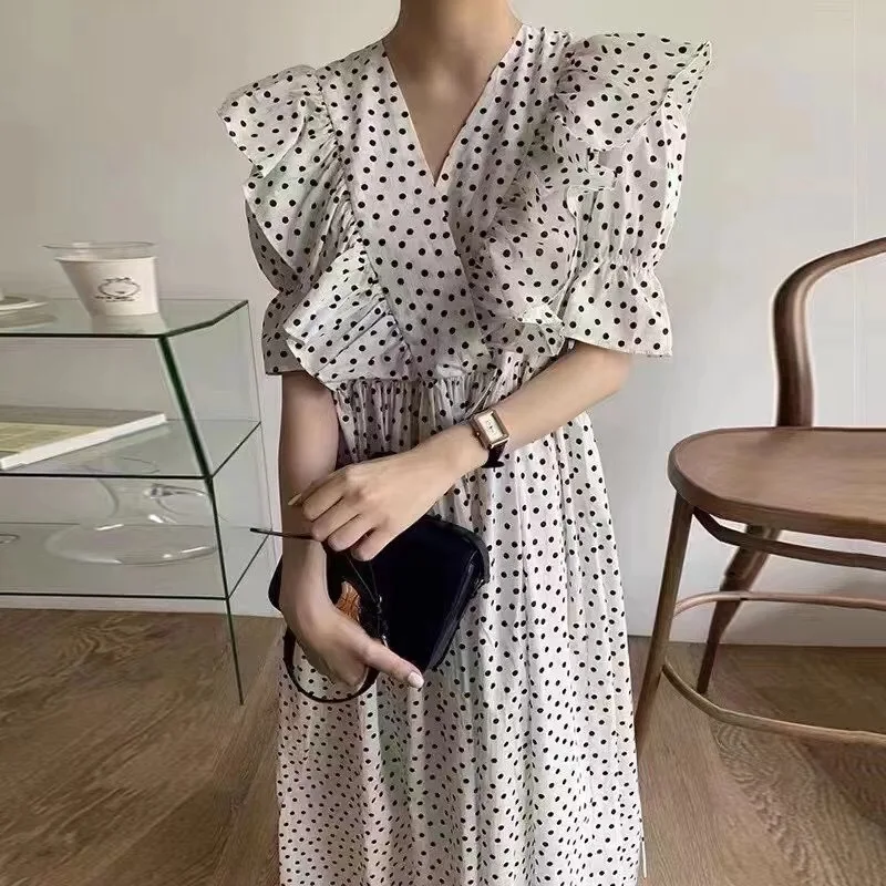 

COIGARSAM Ruffles Women dress Patchwork Polka Dot Chiffon High Waist V-Neck Dresses Khaki White 2771
