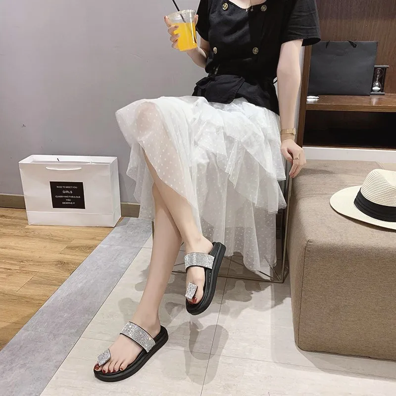 

House Slippers Platform Shoes Woman 2021 Glitter Slides Pantofle Low Rubber Flip Flops Fashion Shale Female Beach Jelly Flat Sum