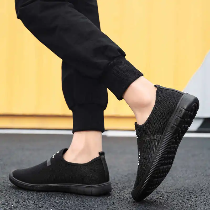 

2021 Mens Sports Shoes Outdoor Thick Bottom Men Sneakers Low Top Slip Resistant Man Sport Shoes Fly Weaving Men's Sneakers 219G