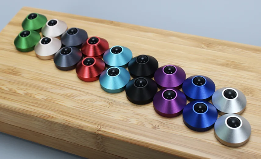 Винты из обработанного на станке с ЧПУ и анодированного алюминия для