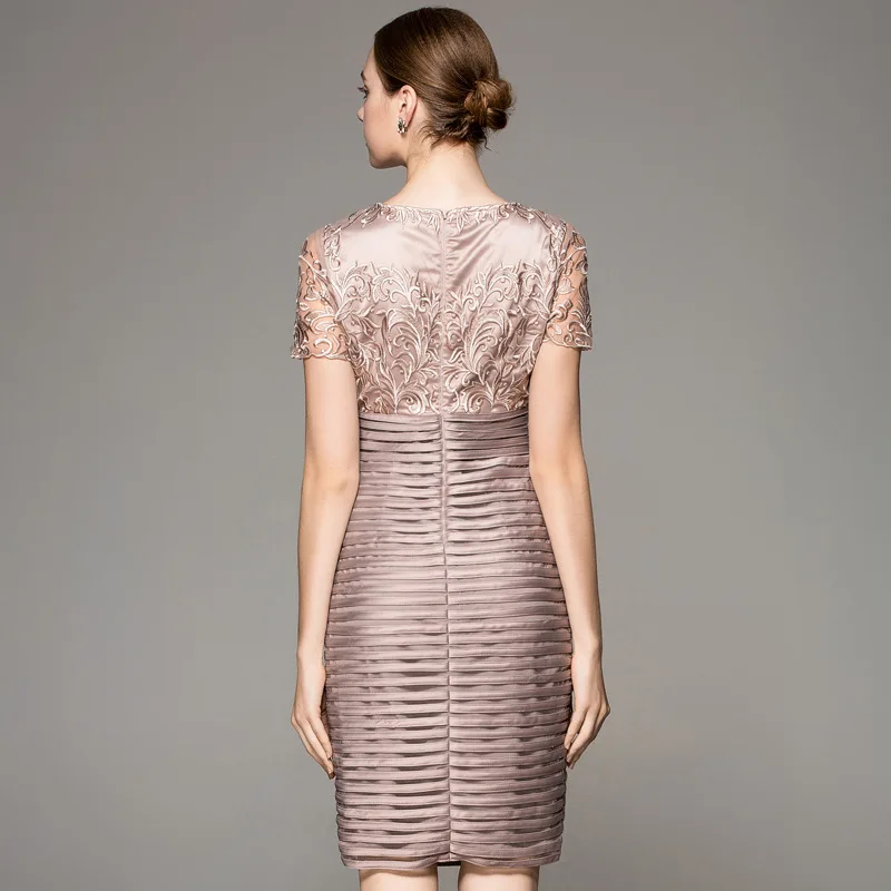 

Plus Size xxxl Dress Vestidos De Festa 2021 Autumn Party Chic Women Sexy Mesh Embroidery Patchwork Bodycon Tight Bandage Dress