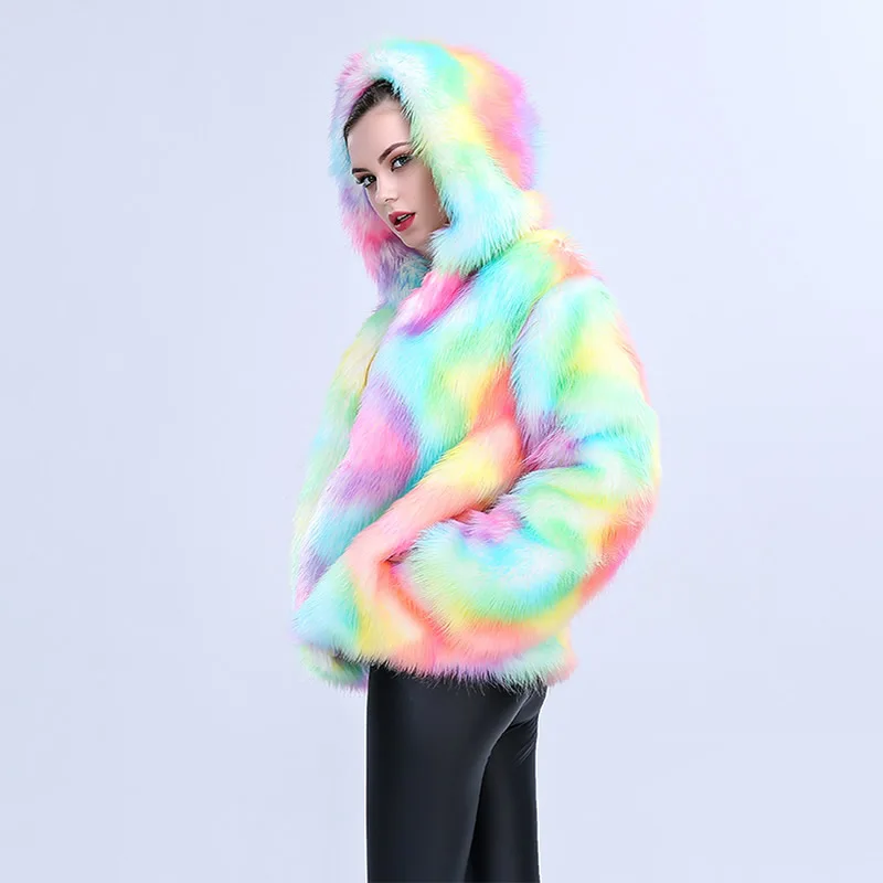 Женское меховое пальто размера плюс теплое зимнее с длинным рукавом и градиентом