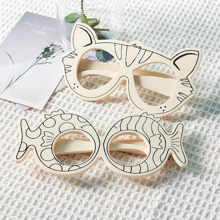 

Children's Wooden DIY Cat Fish Style Glasses Crafts Children Hand-painted Personality Props Cartoon Wooden Toys WB948