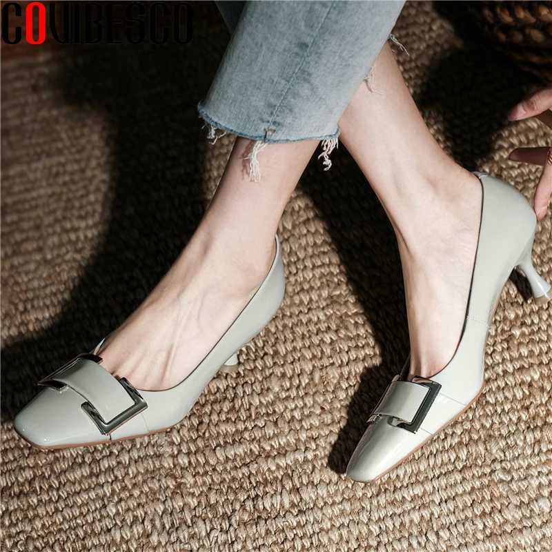 

COVIBESCO вечерние повседневные женские туфли-лодочки, модные туфли из натуральной кожи на высоком каблуке для весны и лета, женские туфли с мет...