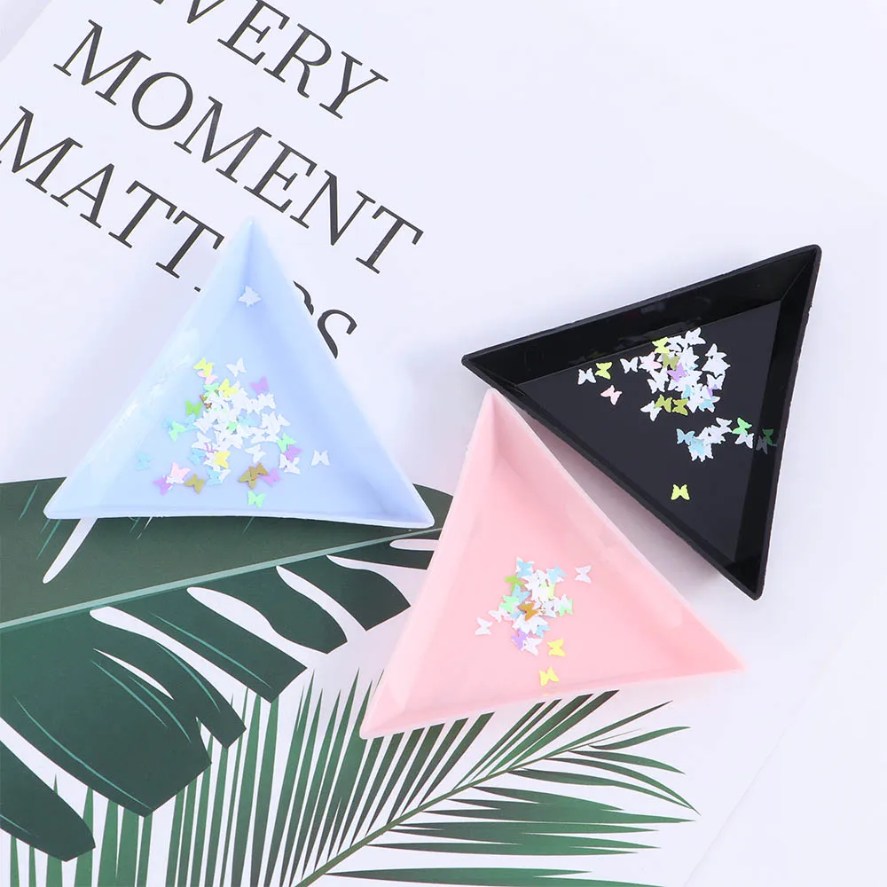 

3Colors Plastic Triangle Nail Tray Nail Art Rhinestone Bead Crystal Sorting Storage Plate Manicure Tools Accessories 10Pcs