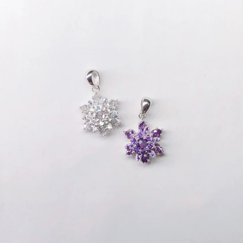

Anime Sailor Artificial Crystal Snowflake Pendant 925 Sterling Silver Sweater Necklace Jewelry For Women Birthday Christmas Gift