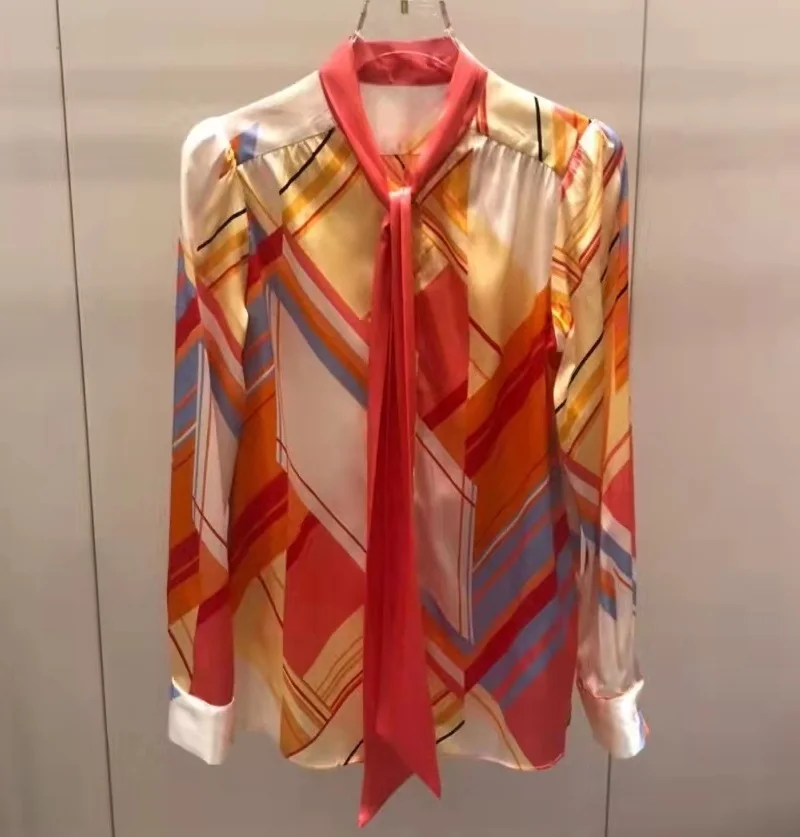 

Top Quality Silk Shirts 2022 Spring Summer Fashion Blouses Women Turn-down Collar Geometric Prints Long Sleeve Button Shirt OL