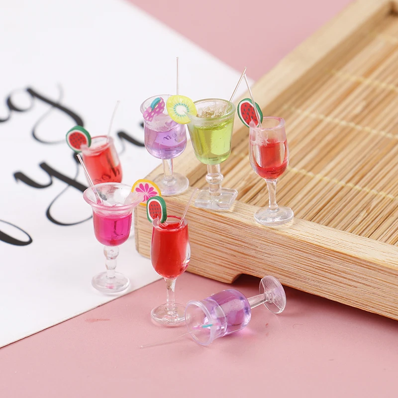

4Pcs 1:12 Dollhouse Miniature Drink Juice Cup Cocktail Doll Kitchen Decor Toy