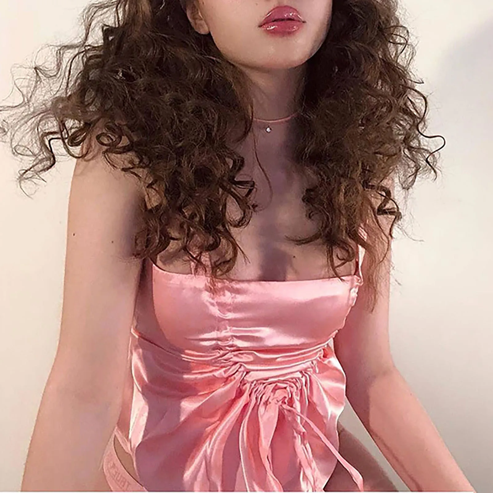 Женский однотонный облегающий топ на шнуровке привлекательный укороченный с