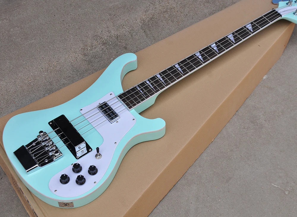 4 строки небесно голубого цвета электрическая бас гитара с белая накладка гриф из