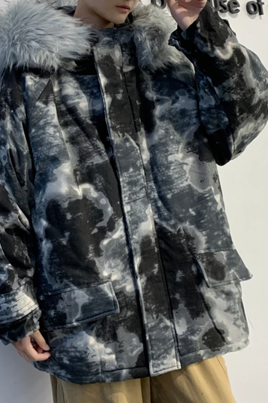 

2020 Men Camo Streetwear Winter Hooded Parkas Japanese Streetwear Oversized Casual Puffer Models Fur Collar Jacket