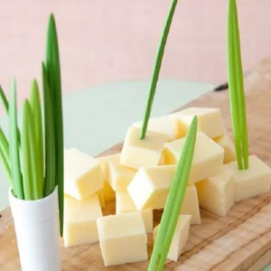 10pcs new creative plastic fun bamboo leaf green shape fruit fork sign kitchen supplies seductive forks for tableware gadgets free global shipping