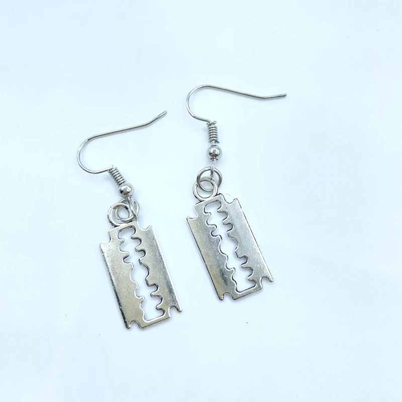 

Creative personality blade shape earrings fashion earrings new wild earrings women's earrings simple fashion jewelry