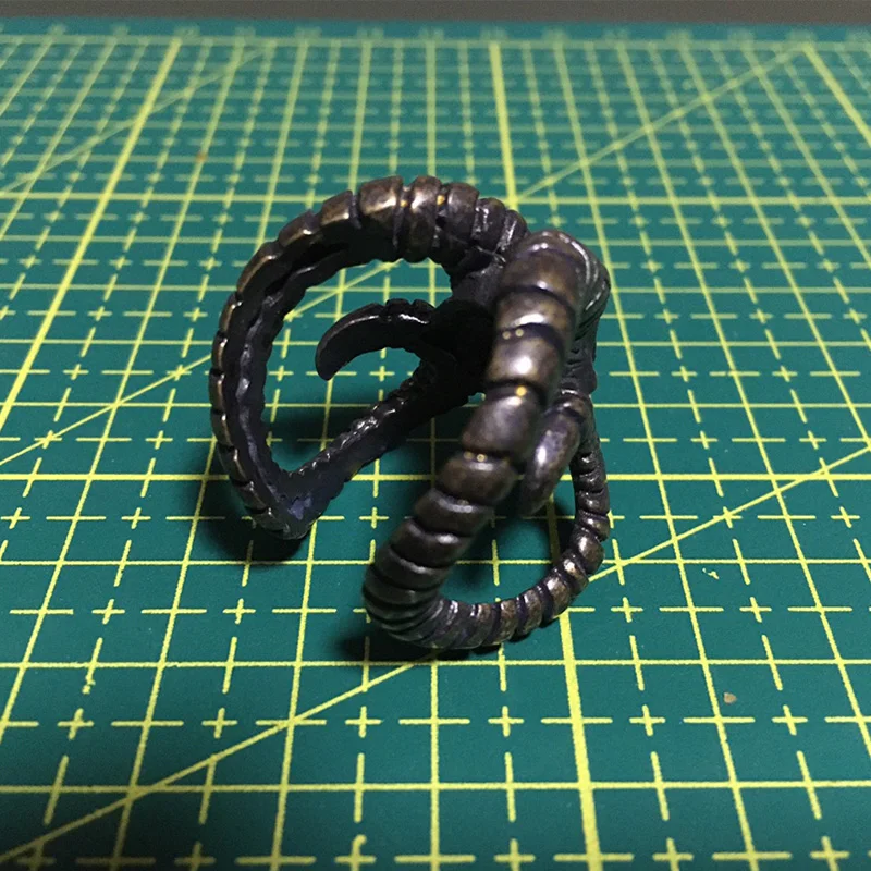 Кольцо мужское в стиле панк с головой овчины | Украшения и аксессуары