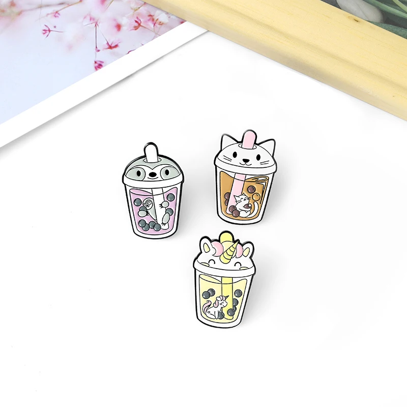 

Sloth Horse Cat Enamel Pins Pearl Milk Tea Brooches for Women Fashion Cute Animal Badge Lapel Pin Jewelry Gift 2021 Wholesale