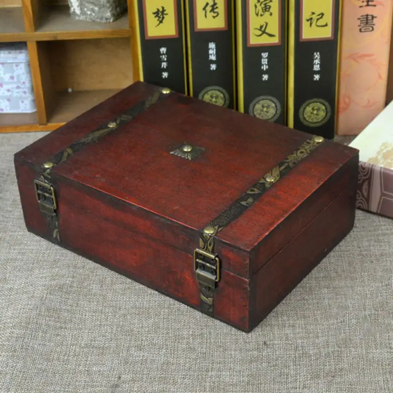 

Antique Wooden Treasure Box Board Game Storage Box for Poker Card Tarots Trinket