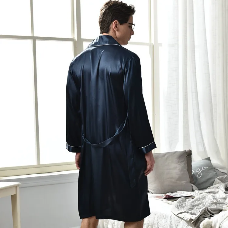 Роскошный мягкий и гладкий Шелковый комплект с шортами длинными рукавами для