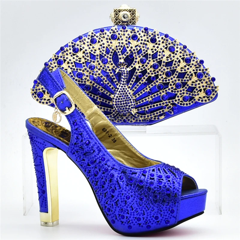 Итальянская обувь с подходящими сумками набор украшенных Стразы нигерийская
