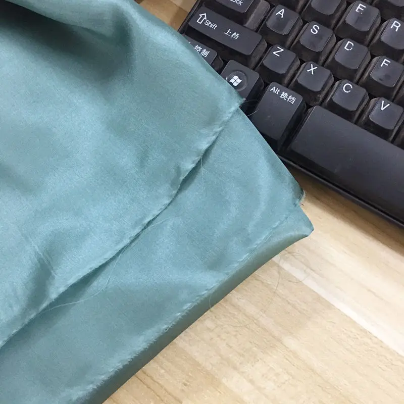 # Продажа по 6 м ширина: 108 см мягкая тонкая спиннинговая 100% шелковая ткань толщина: