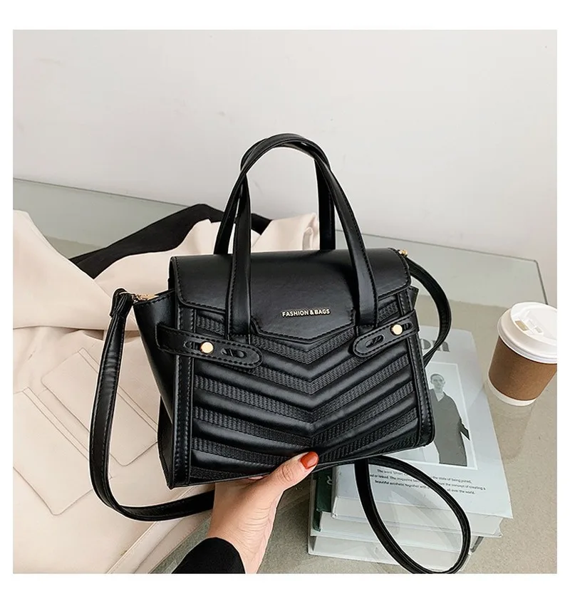 

2020 Autumn and Winter New Fashion Ladies Embroidered Thread Portable Shoulder Bag High Quality PU Large Capacity Female Bag