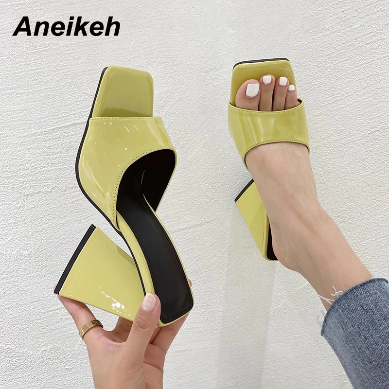 

Aneikeh Summer Red Women Slides 2022 Shoes Shallow PU Fashion Casual Square Heel Concise Outside Peep Toe Solid New Size 35-41