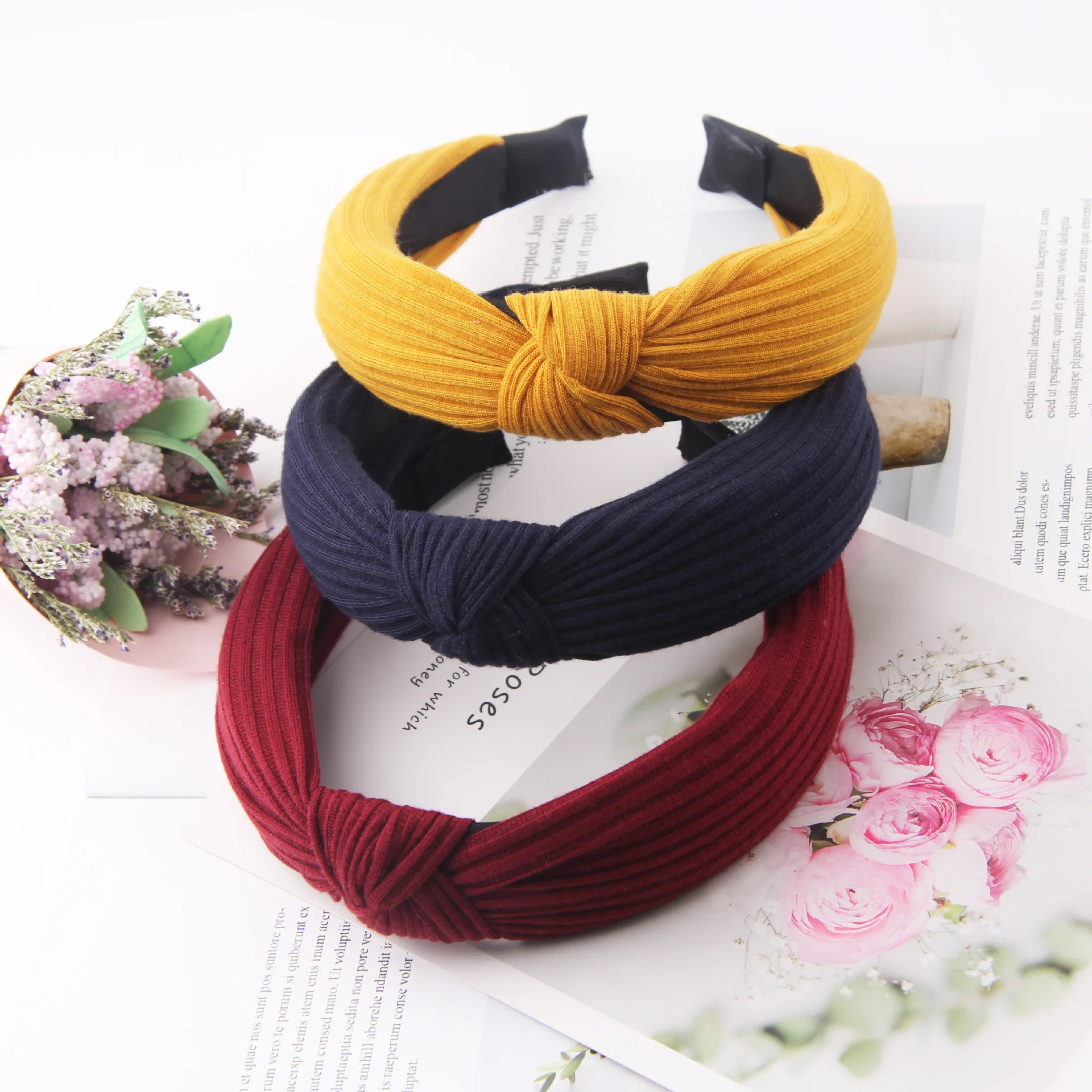 

1pcs hair hoop female pressure hair versatile out wash face hair band simple Korean sweet non-slip headband