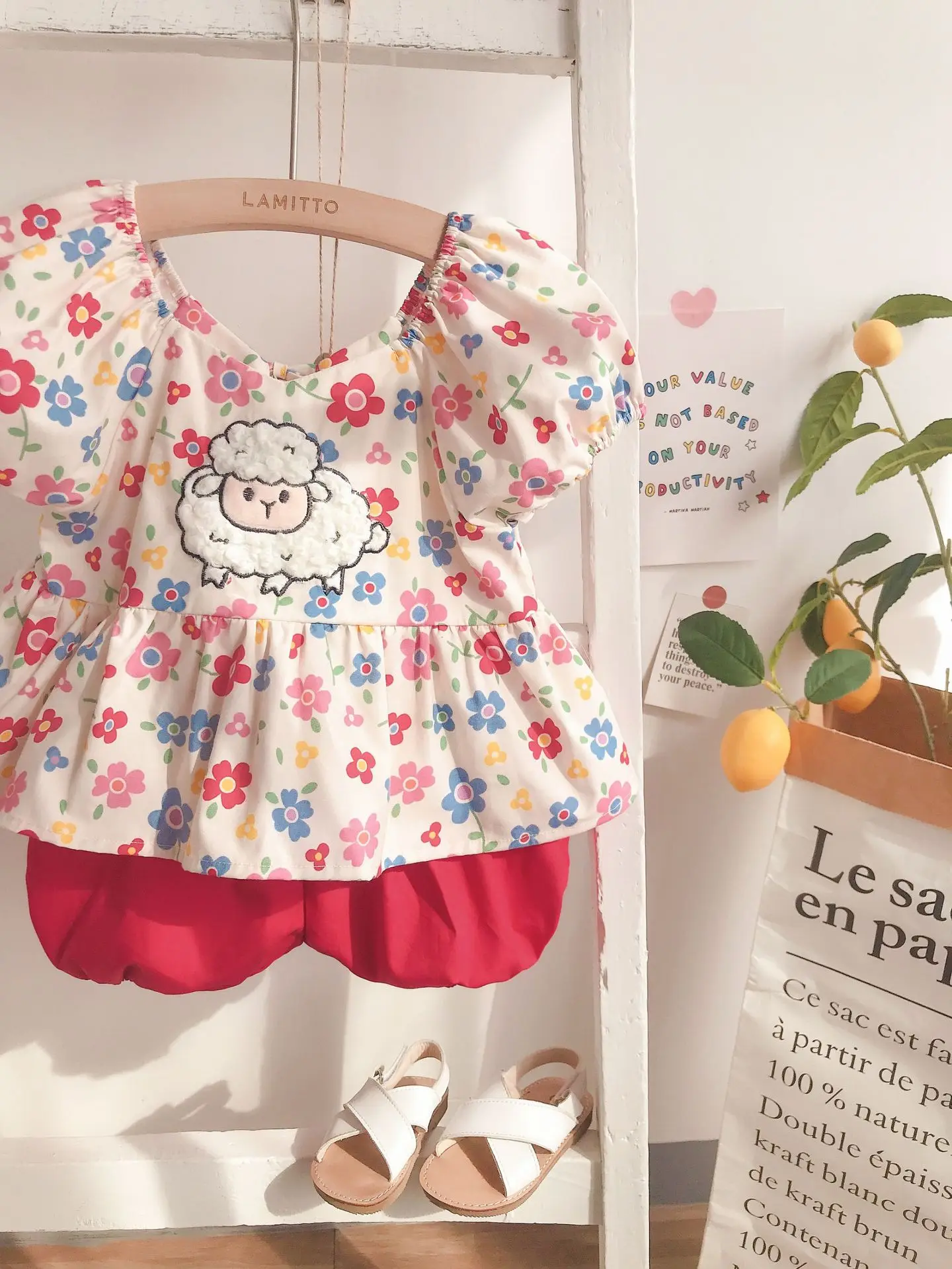 

Girls' Bubble Sleeve Embroidery Pattern Suit
