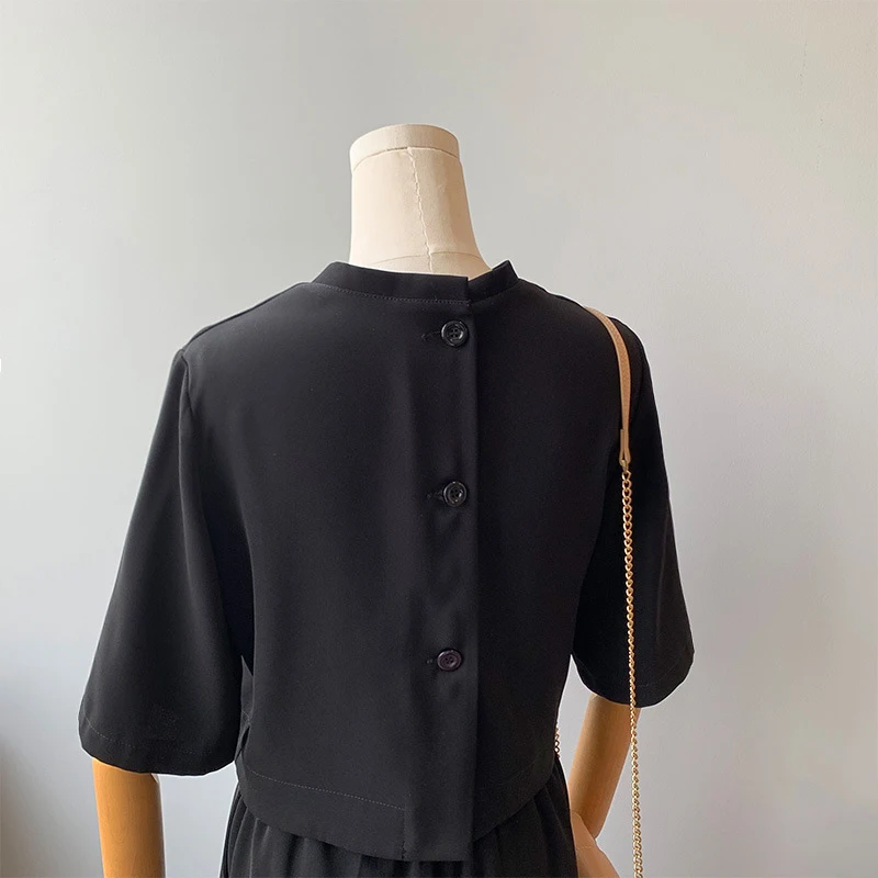 

Jumpsuits Women Summer Back Buttons Hollow Out Casual Shorts Loose Casual Chic Overalls Plus Size Short Sleeve Romper