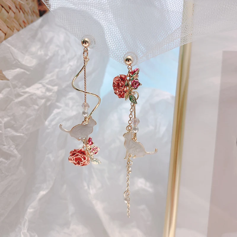 

Korean version of the new creative sweet cat super fairy earrings personalized fashion trend Japanese dangle earring wholesale