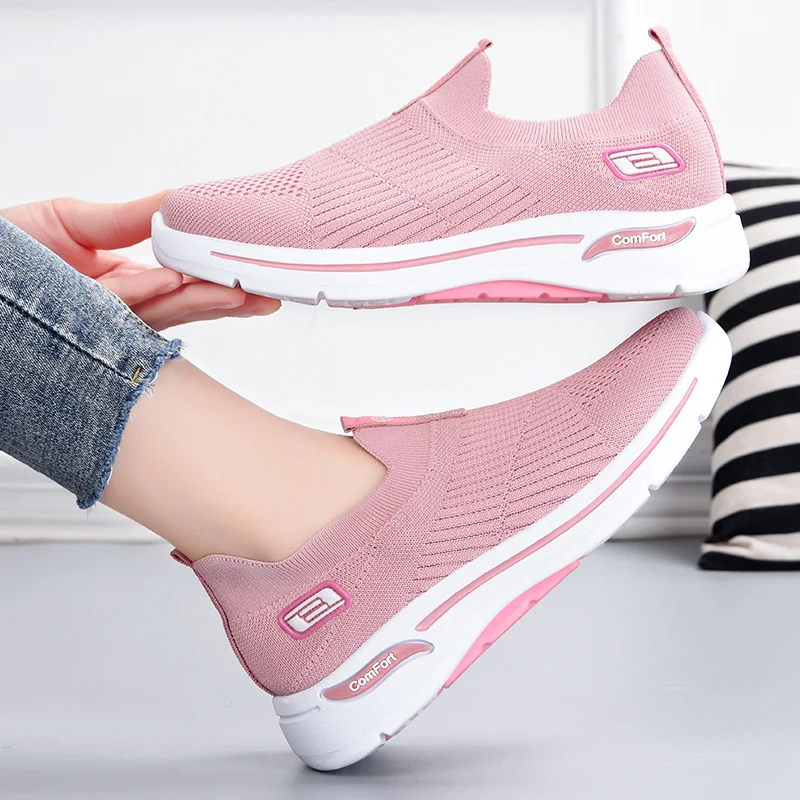 

Women's Sneaker 2021 New Mesh Fabric Breathable Women's Running Shoes Soft Soled Comfortable Outdoor Sneaker Hiking Shoes