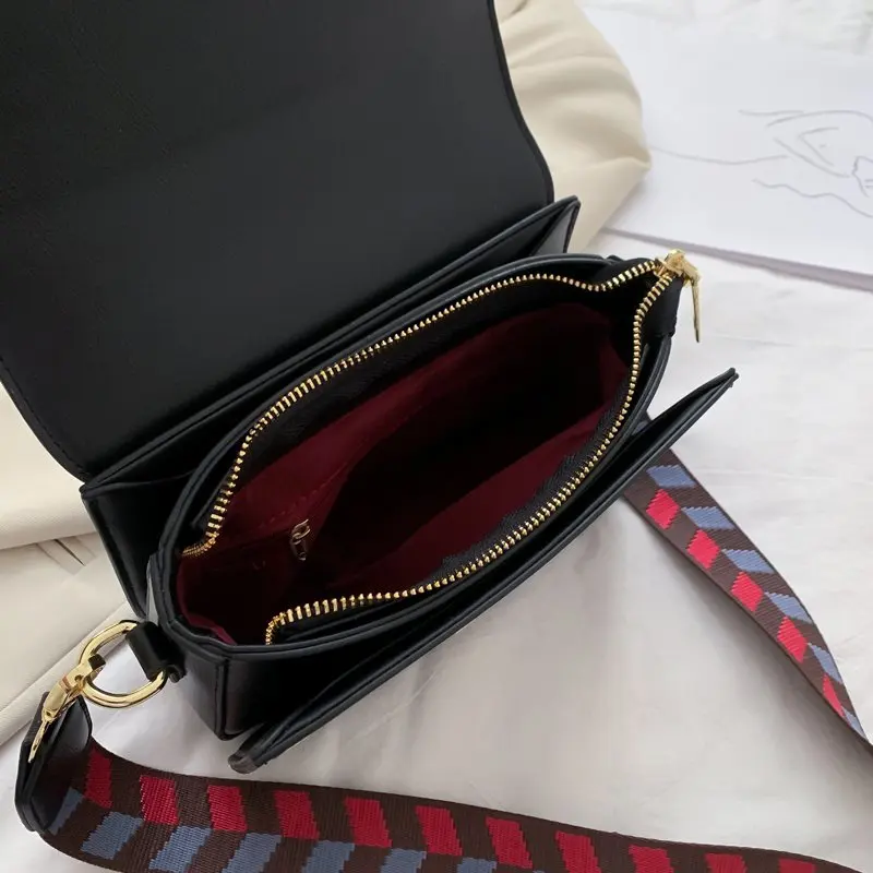 

Fashion Simply PU Leather Crossbody Bag For Women 2020 winter Solid Color Shoulder Messenger Bag Lady Chain Travel Small Handbag