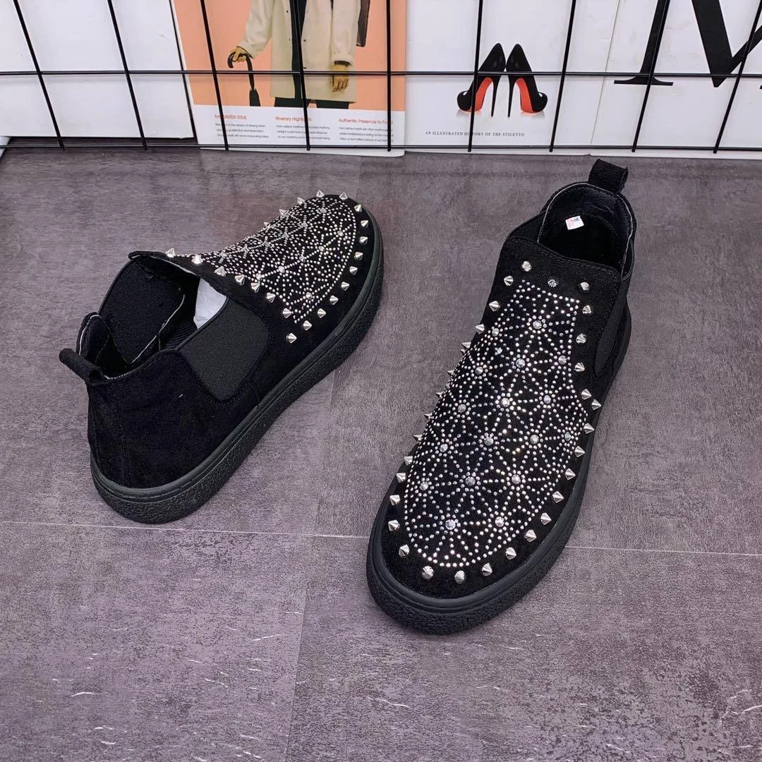 Harga Sneakers Desainer Mewah Pria 2021 Sepatu Bot Pergelangan Kaki Bersirkulasi Flat Hip Hop Paku Keling Atasan Tinggi Punk Sepatu Kasual Pria