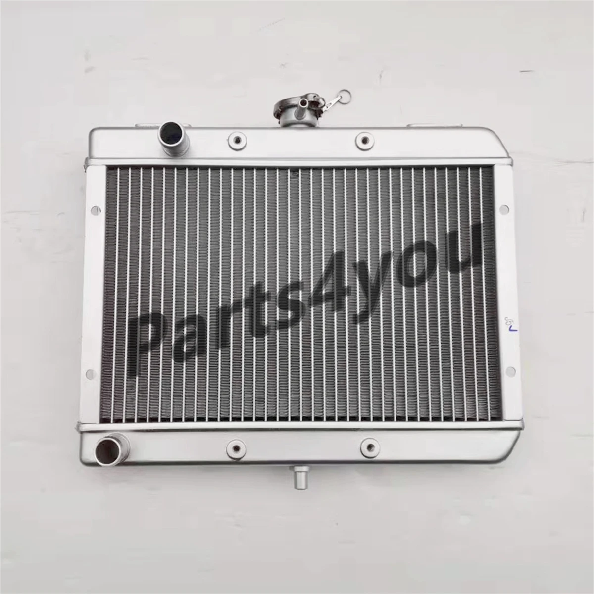 RADIATOR WATER TANK for CFMOTO CF400AU CF400ATR 450 450cc CF500AU CF500ATR 550 CF600ATR 600CC 9GQA-180100