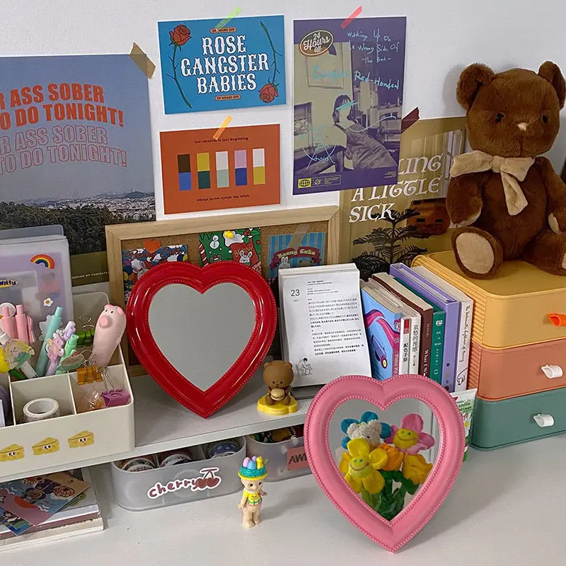 

Ins Beautiful Girl Love Makeup Mirror Desktop Wall-mounted Dual-use Dormitory Pastoral Style Photo Decoration Handheld Mirror