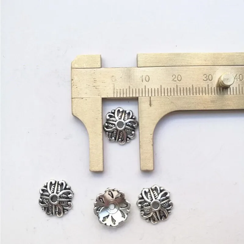 Серебряный цветок кисточкой шапки для изготовления ювелирных изделий овечий