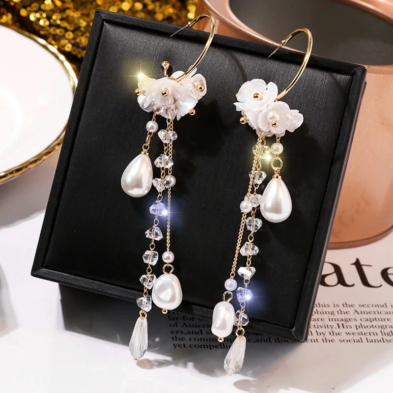 

Fashion Long Tassel Simulated Pearl Drop Earrings Exquisite Crystal Bead Flower Petal Earrings for Women Wedding Party Jewelry