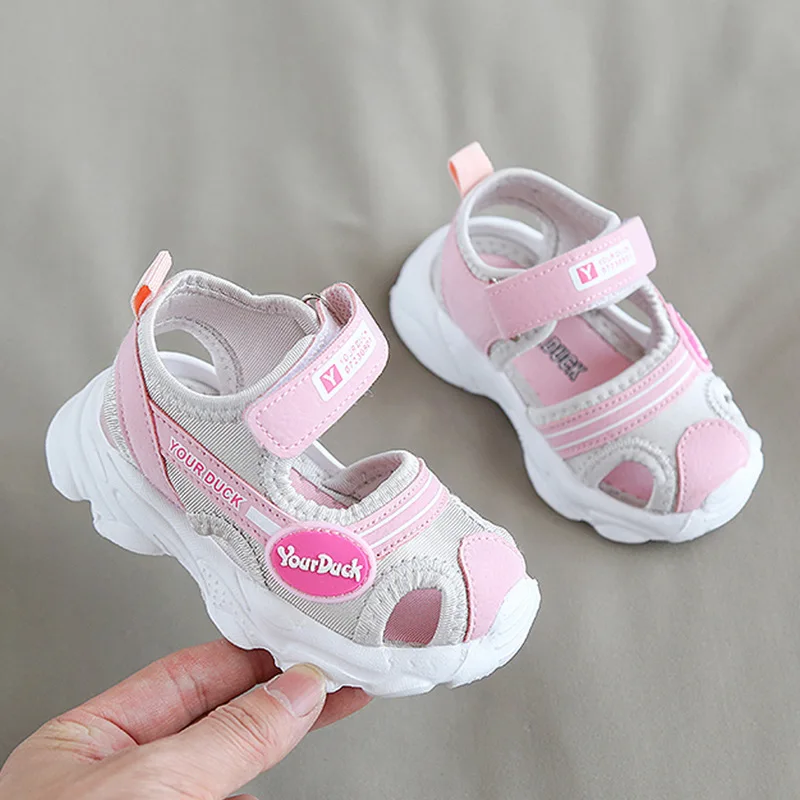 Детские сандалии для мальчиков 2021 мягкие Легкие уличные с закрытым носком летняя