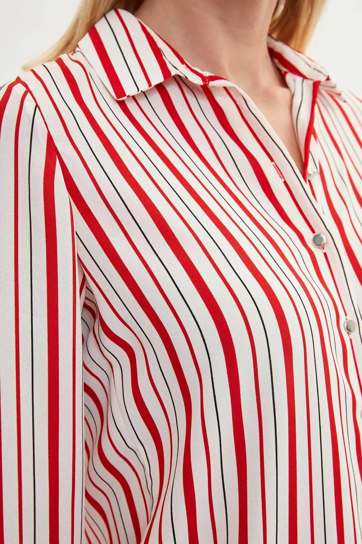 DeFacto Woman Fashion Long Sleeve T-shirt Ladies Elegant Lapel Striped Loose Shirts Joker Autumn - K1399AZ19AU | Женская одежда