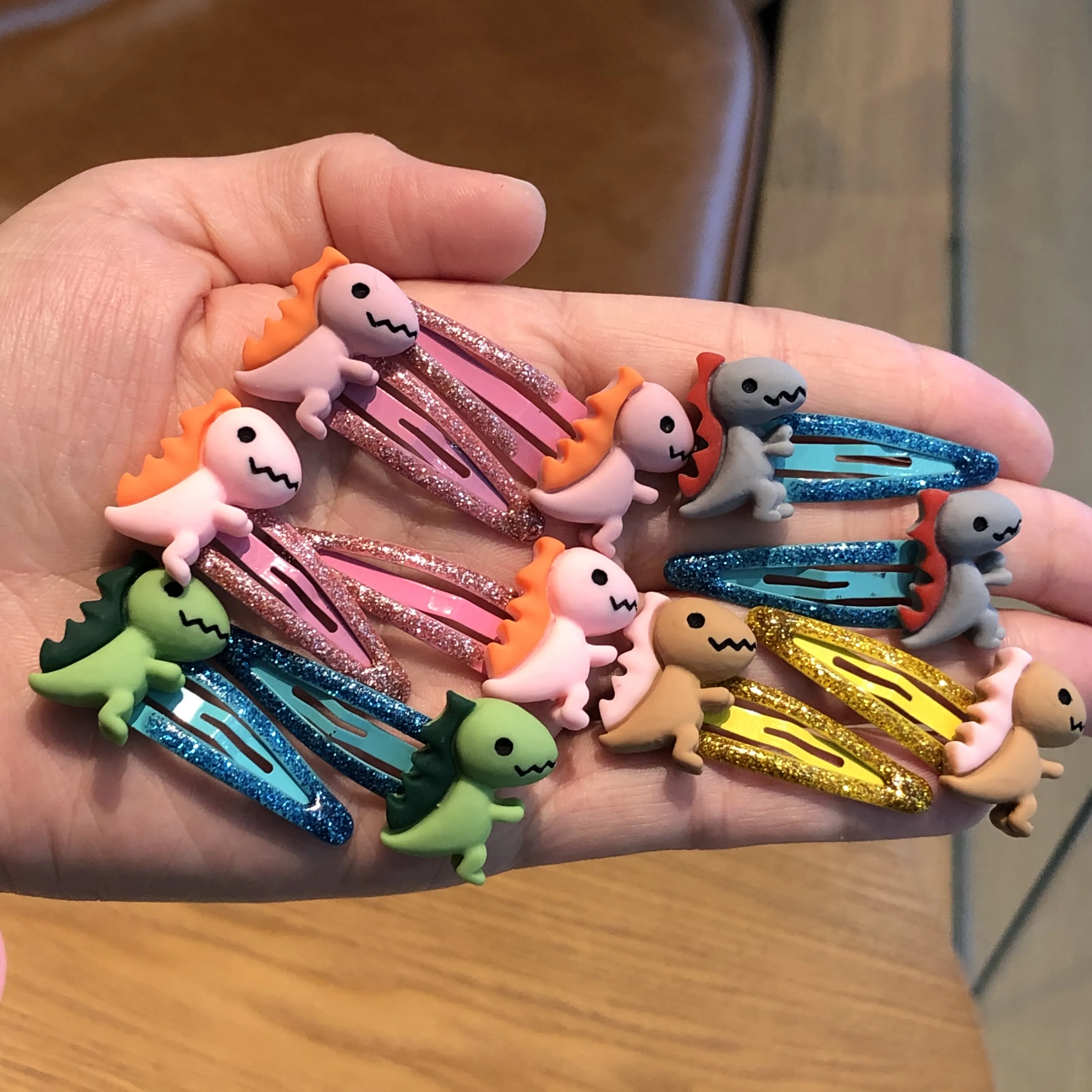 

10PCS Wholesale Cartoon Animal Hair Grips Dinosaur Shining Hair Pins Sequins Hair Clips Head Wear Hair Accessories Kids Gifts
