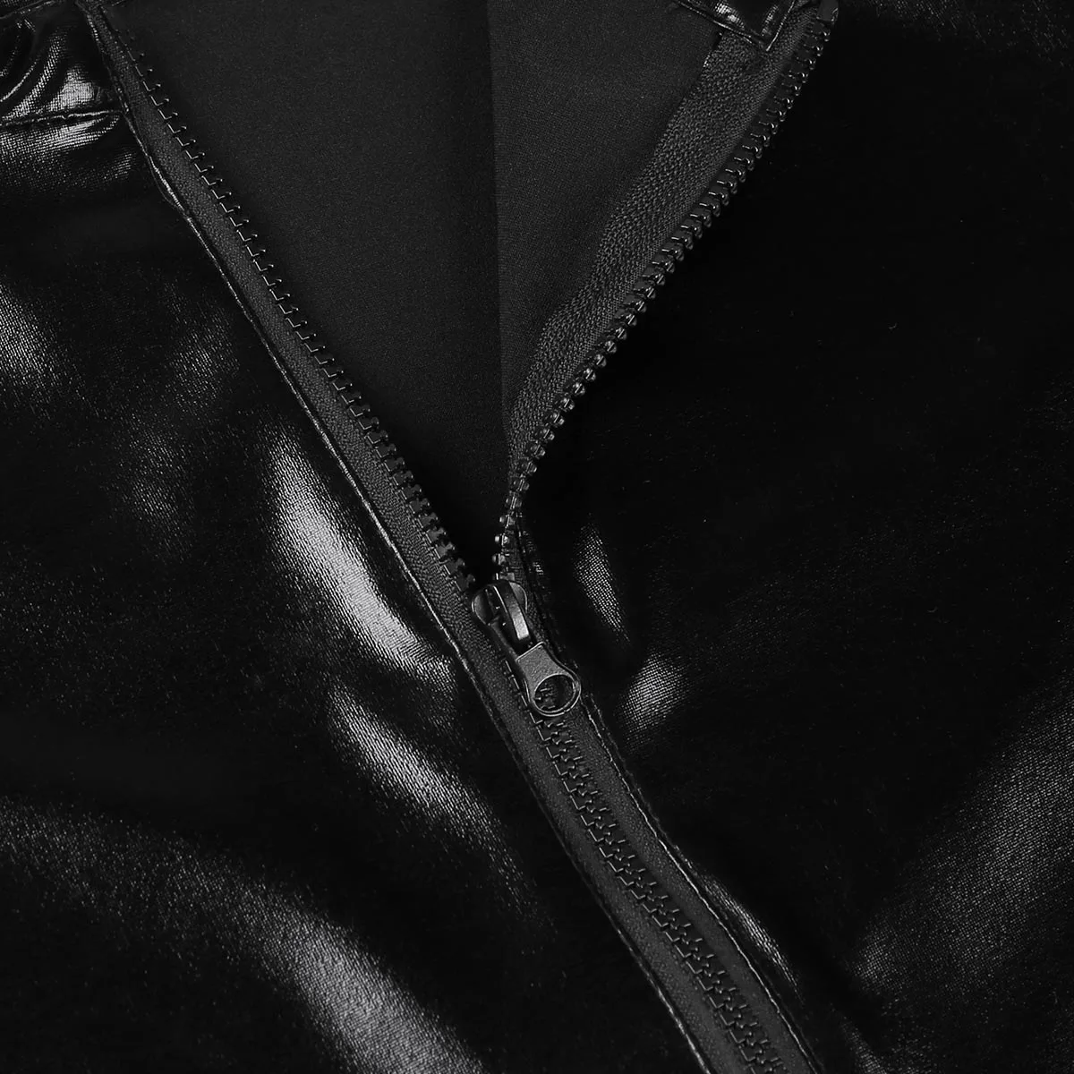 

Mens Slim Fit Bodysuit Jumpsuit Clubwear Stretchy Faux Leather Short Sleeves Zipper Crotch Full Body Leotard Performance Costume