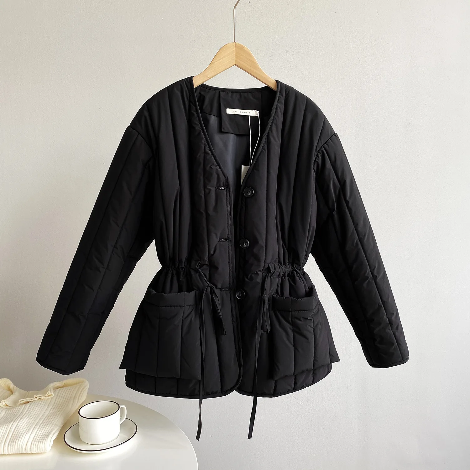 

2020 Women Short Causal Warm Jacket Design Sense Winter New Fashion Version Of Solid Color Waisted Padded Bread Coat Female