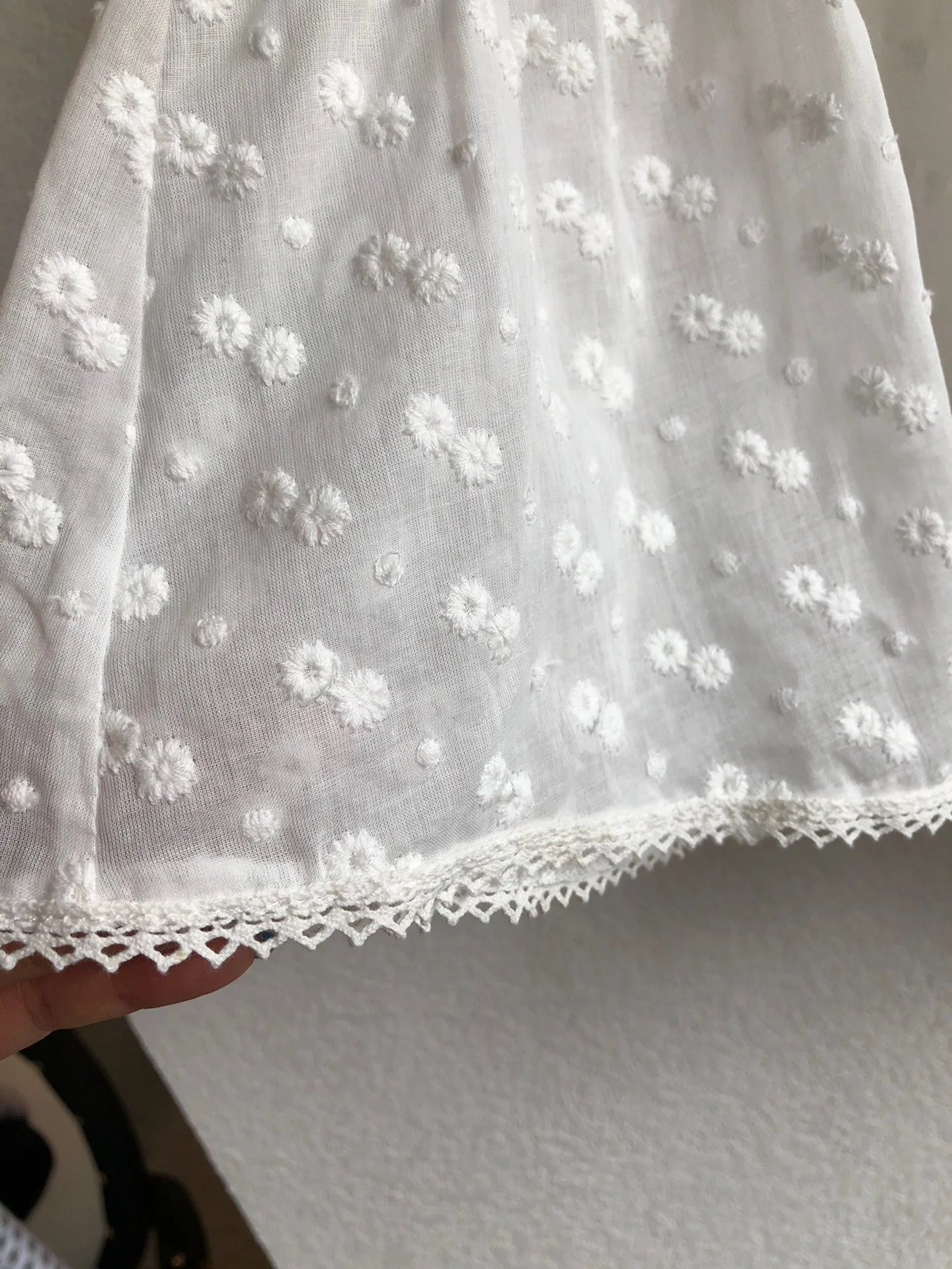 

Woman White Cotton irregular skirts flower Embroidered Hollow Out Fashion skirts 2021 spring