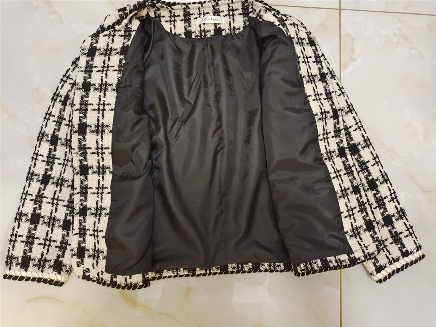 Женская короткая куртка в Корейском стиле на весну и осень универсальная