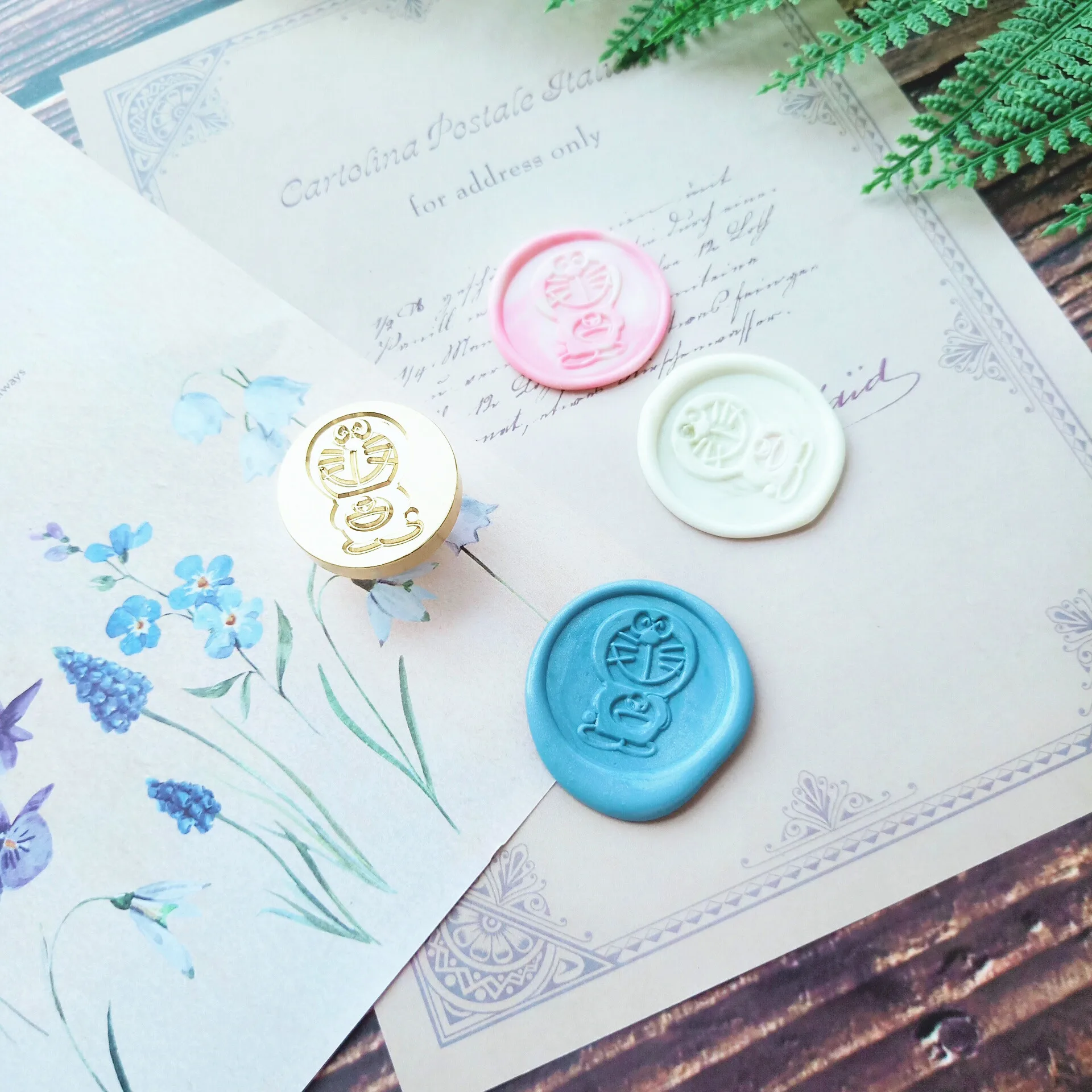 Doraemon Робот кошка запечатывания марки Фотофон в ретро стиле с изображением