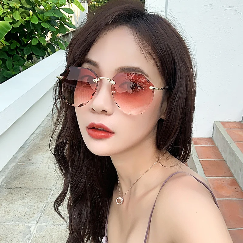 

New Round Sunglasses Small Frame Sunglasses coating Retro Men women Brand Designer Sunglasses Vintage mirrored glasses