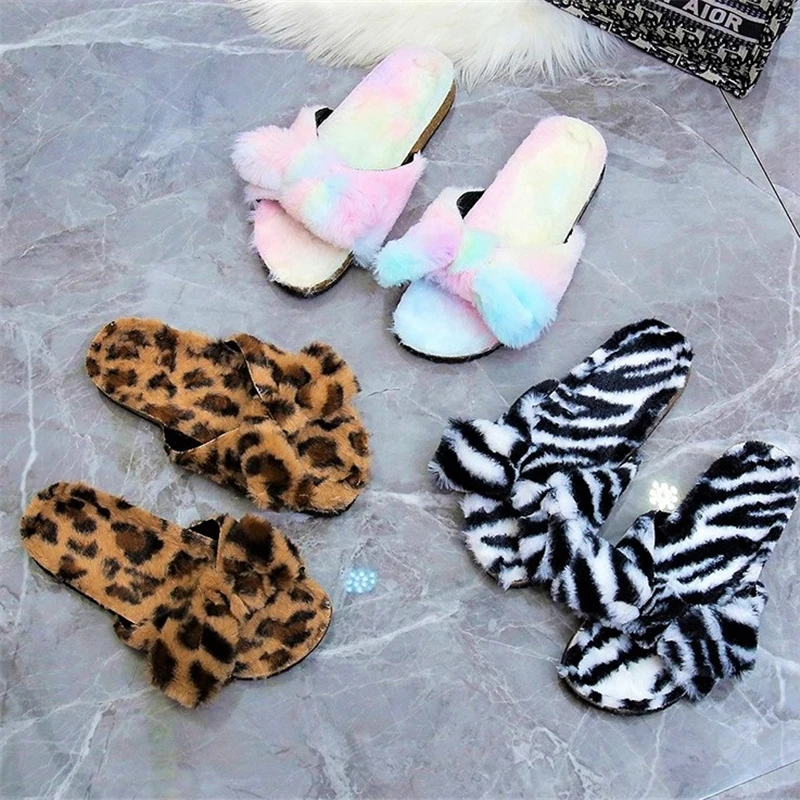 

2021 Winter Women's Slippers Home Faux Fur Clog Indoor Slippers Soft Platform Designer House Slides Sexy Bedroom Fluffy Slippers