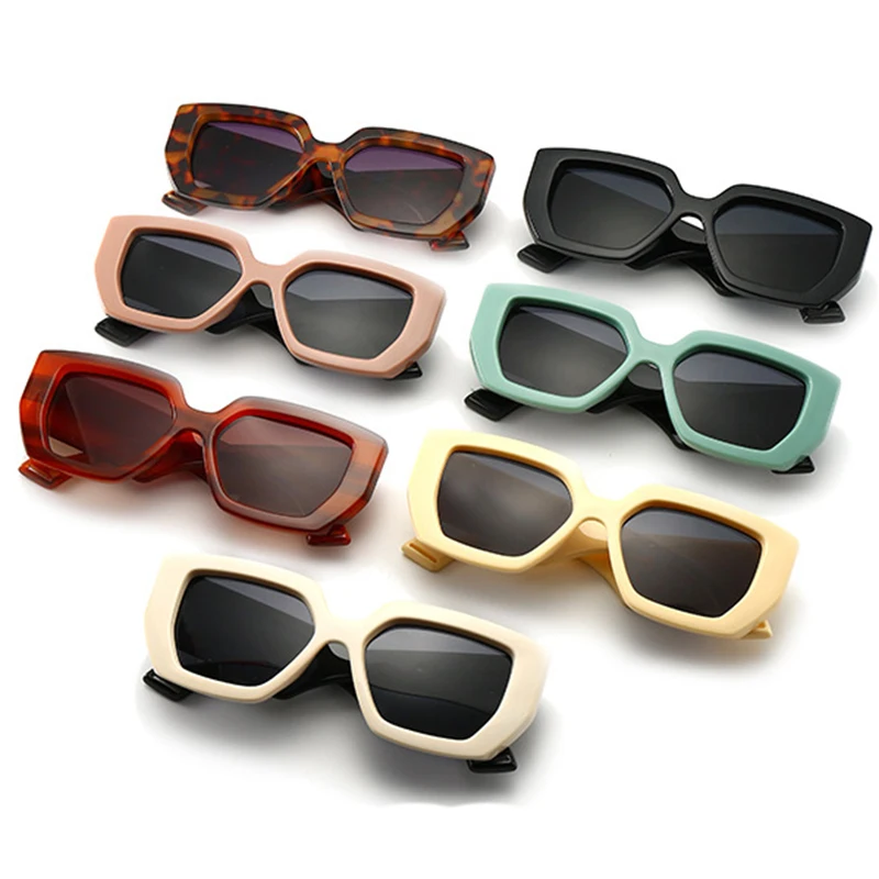 

2020 Vintage Fashion Square Sunglasses Women Men Famous Luxury Brand Designer Big Frame Gradient Sun Glasses For Female UV400